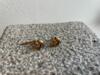 Brystknapper i 8 karat